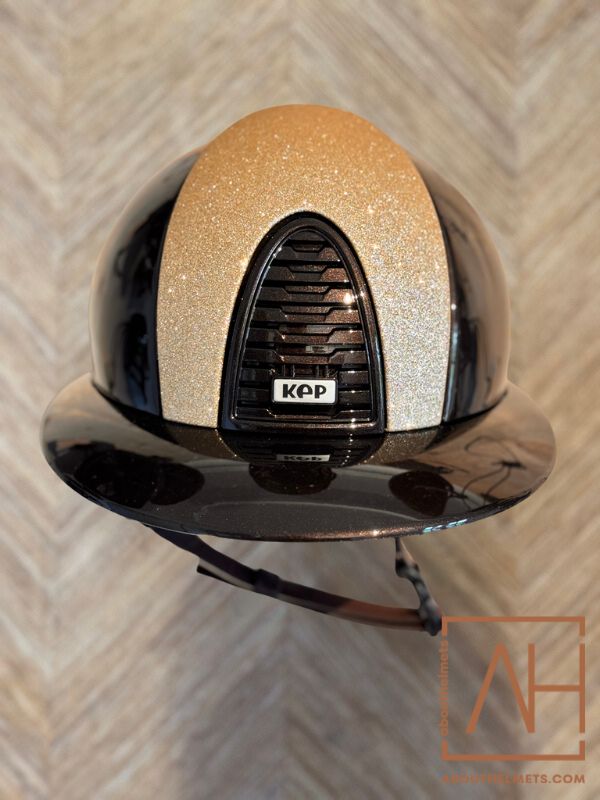 KEP Italia Polo Polish Brown Star Gold - About Helmets